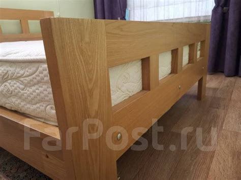 Продам двуспальную кровать с матрасом, массив дерева, коричневый, 140,0 ...