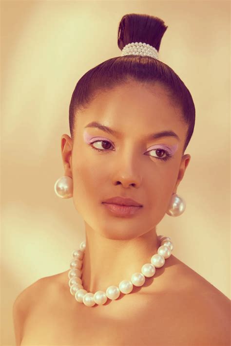 Emily White – Melange Singapore