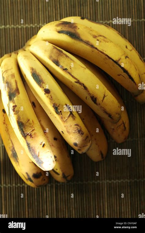 Frutas y verduras organicas y saludables Stock Photo - Alamy