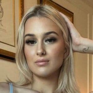 Brittney Barnes - Age, Family, Bio | Famous Birthdays
