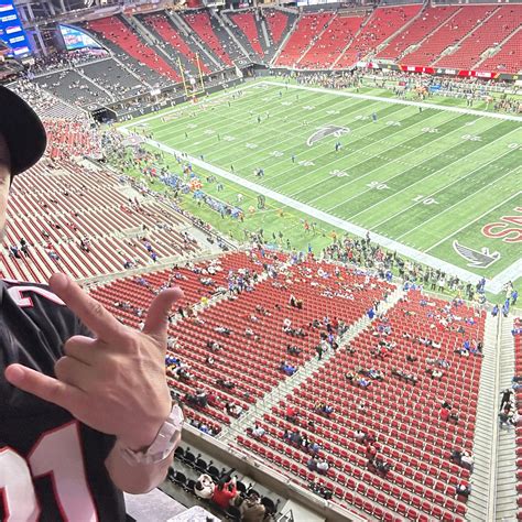 Atlantabirdgang - Atlanta Falcons General Manager Terry Fontenot