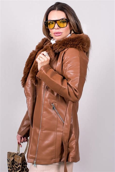 Sobretudo Com Capuz Feminino - Sobretudo Feminino Forrado com Capuz Pelo Hiatto