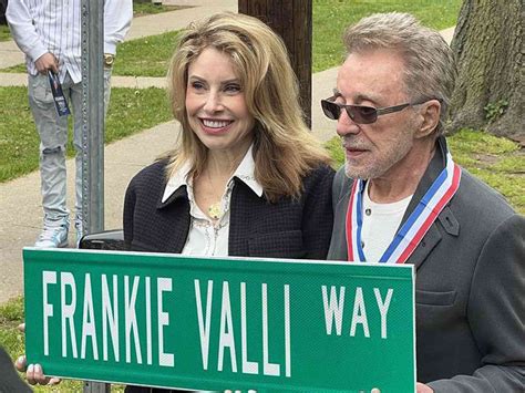 Who Is Frankie Valli's Wife? All About Jackie Jacobs