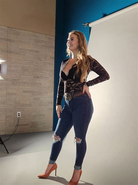 Alyssa Capps - New photos coming soon most will be posted...
