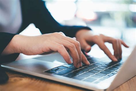 Subdomain vs Subfolder - SEO Implications in 2025