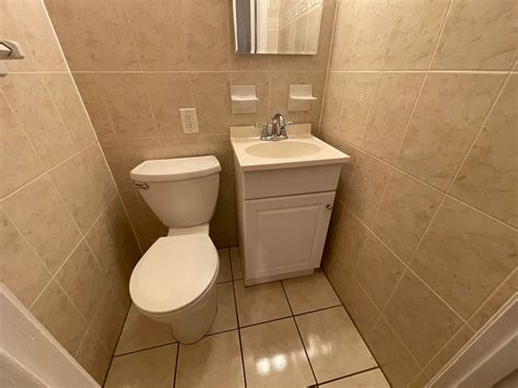 Astoria residents are debating the gentrification of ditmars steinway 15