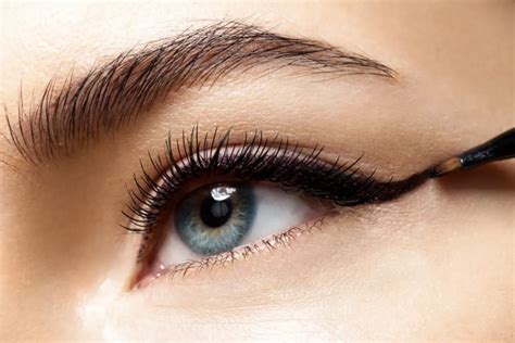 Health Benefits Of Eyeliner – Popular Style Reviews