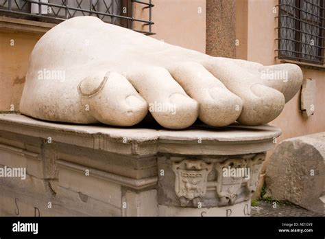 Colossal Statue of Constantine I at Capitoline Museum Rome, Italy Stock Photo - Alamy