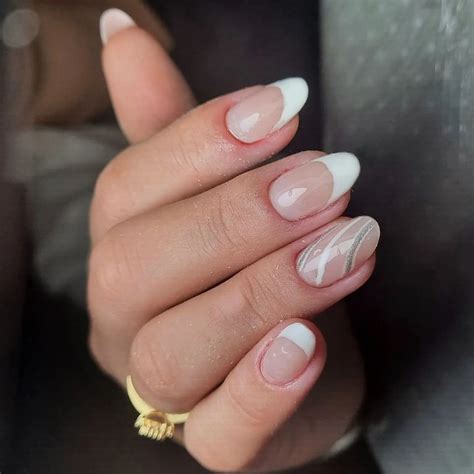 Cores Claras Para Unhas - Unhas decoradas: cores claras para usar até o fim de 2024