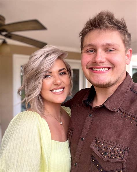 American Idol's Zachariah Smith, 19, cuddles up to wife Crysta, 32, in ...