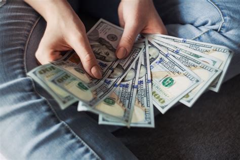 Finance - Everything You Need to Know About Short Term Loans | Techno FAQ