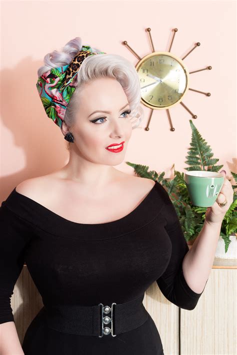 October Divine – Pinup Models