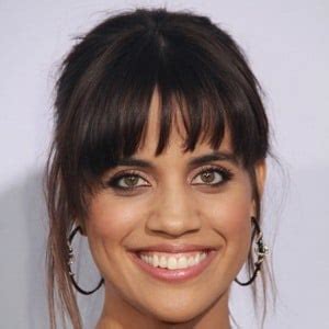 Natalie Morales (TV Actress) - Age, Bio, Family | Famous Birthdays