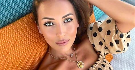 Старшая дочь Алсу всё больше похожа на свою звездную маму