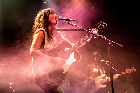 Happy Birthday to KT Tunstall: An Underappreciated Mega-Talent