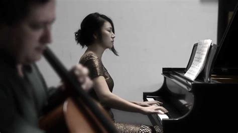 Hire Maksim Velichkin - Cellist in Los Angeles, California
