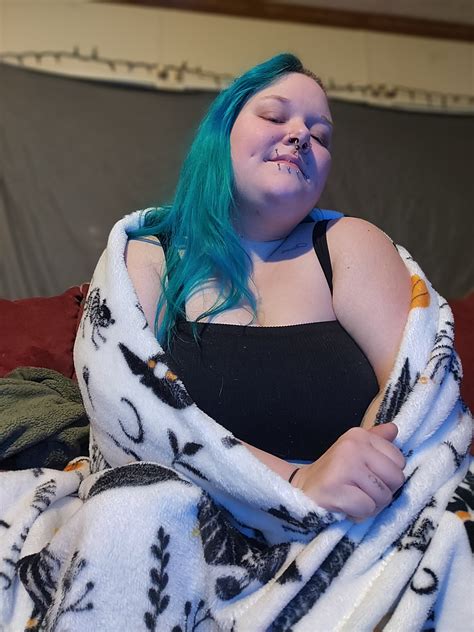 TW Pornstars - 2 pic. Salem Moon Cobweb. Twitter. What you think your