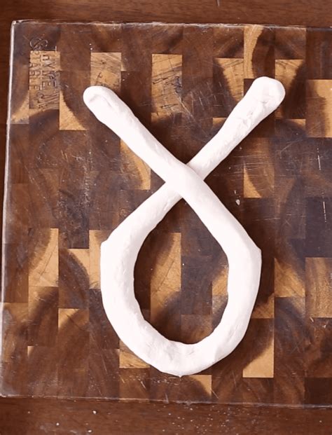 Bending, Twisting, Lofty: The Pretzel Perfecting Guide