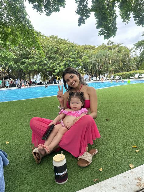 SoyLoruga - Con mi sobrinita ️ | Facebook