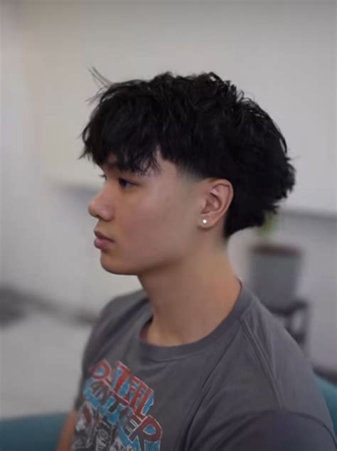 Pin by Marcus on Quick saves in 2025 | Men hair highlights, Hair cuts