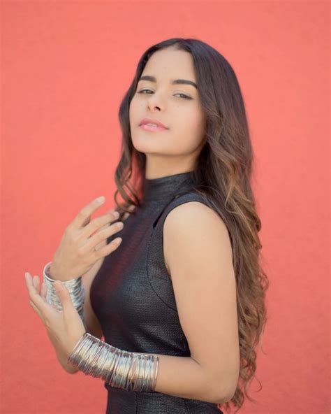 Picture of Yanelisa