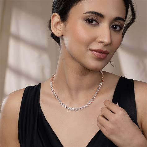 Theme Of The Story The Diamond Necklace 10