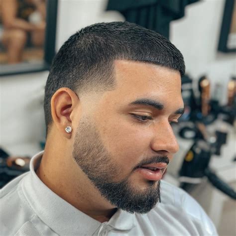 22+ Best Low Taper Fade Haircuts for Men in 2024