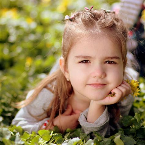 girl child  grass field photoshoot wallpaper wallpaperscom
