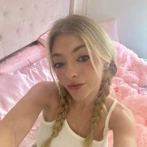 Chatkk profile of riley mae lewis from United States