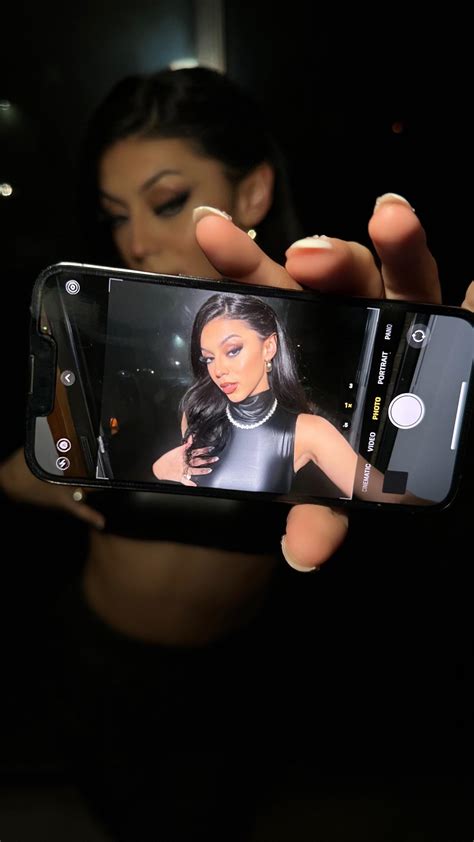 Rose Marie | “are you the latina mami in that one video?” “yes” 😂