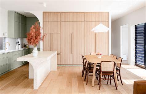 City planners explain the revitalization project for maple st 2