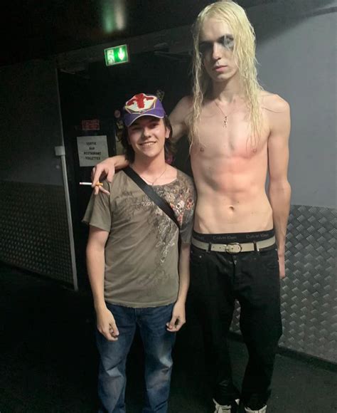 DISPLAY | @2hollis recently | Instagram