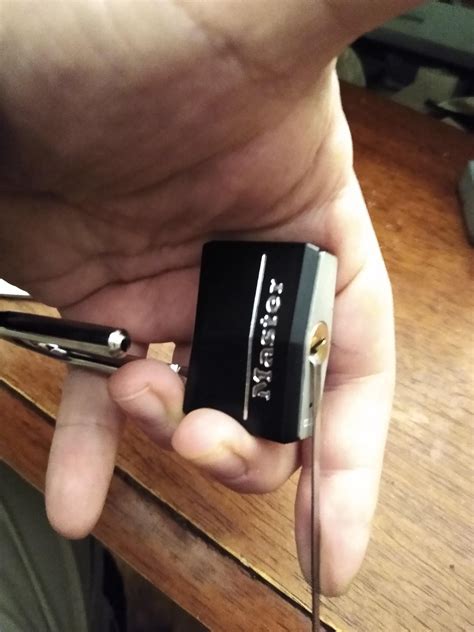 Master 141 opened, single pin picking : r/lockpicking