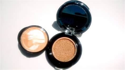 Isadora Nude Cushion Foundation review | curly haired messy mane