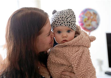 Arkistosta | Koko ikänsä vauvakuumetta potenut Sara Koskela viettää ...
