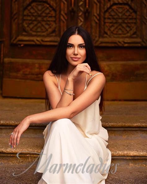 Gorgeous girlfriend Kristina from Kyiv, Ukraine: Russian women for marriage