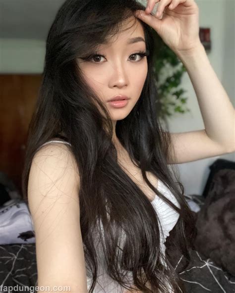 SmexyRosies - Cute Petite Asian Streamer - Fapdungeon