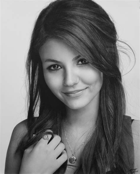 Victoria Justice Leaked Selfie