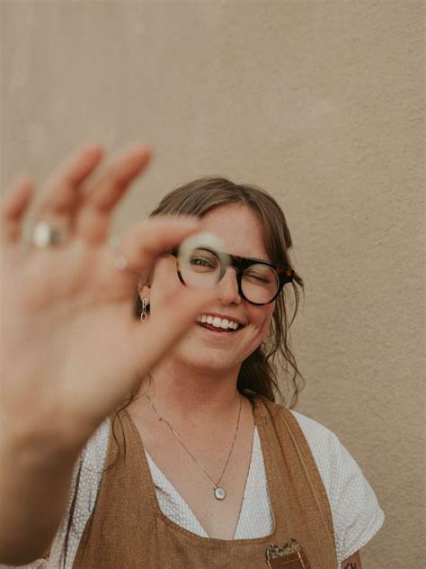 Meet Emily Reed – CanvasRebel Magazine