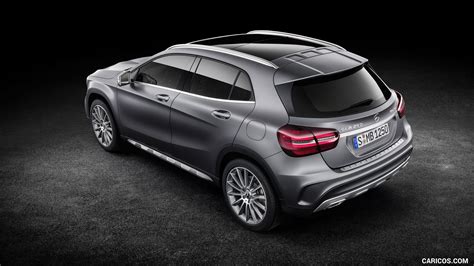 2018 Mercedes-Benz GLA 250 4MATIC AMG Line - Rear Three-Quarter | Caricos