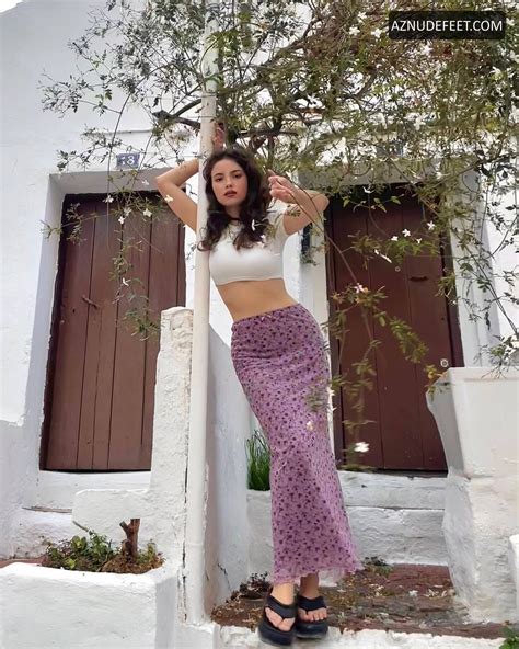 GABRIELA ANDRADA Feet - AZNudeFeet