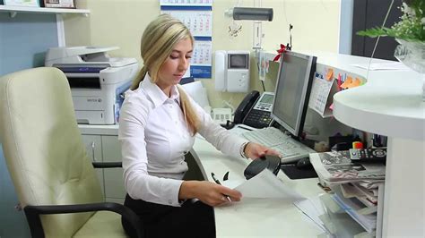 Курсы секретарей-референтов онлайн. Бесплатный урок №1 от центра "Лидер ...