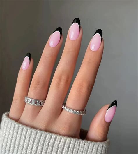 pink and black nails ideas 6