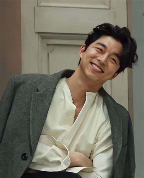 pin  angell  goong yoo gong yoo gong yoo smile korean actors