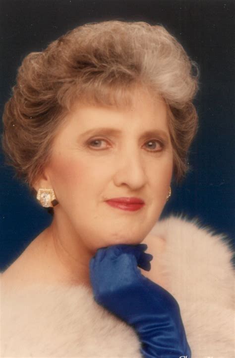 Elizabeth L. Grabber | Greenlawn