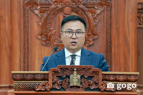 "Туул гол дагуу хурдны зам барьснаар хот дундуур аюултай ачаа ...