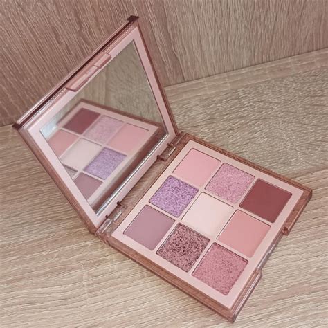 Huda Beauty палетка теней – купить в Санкт-Петербурге, цена 1 700 руб ...