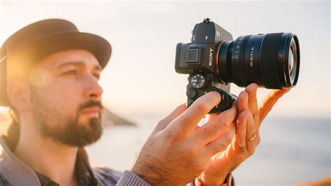 Sony A7R V vs Sony A7 IV | Digital Camera World