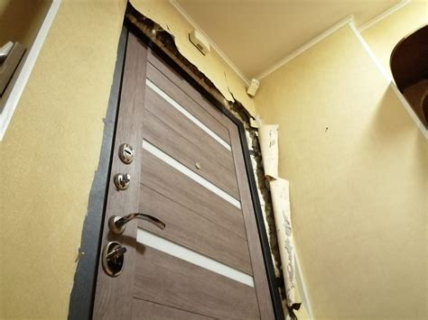 Как установить косяки межкомнатной двери без дверей - 94 фото