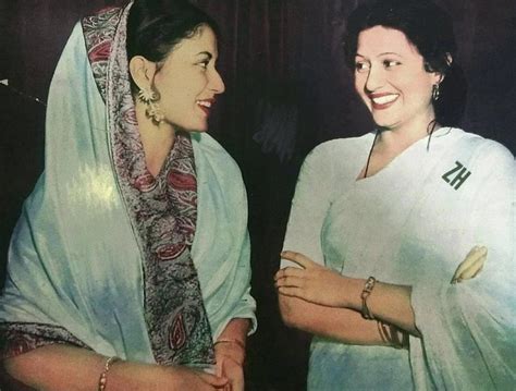 madhubala  meena kumaris unseen picture  defies buzz